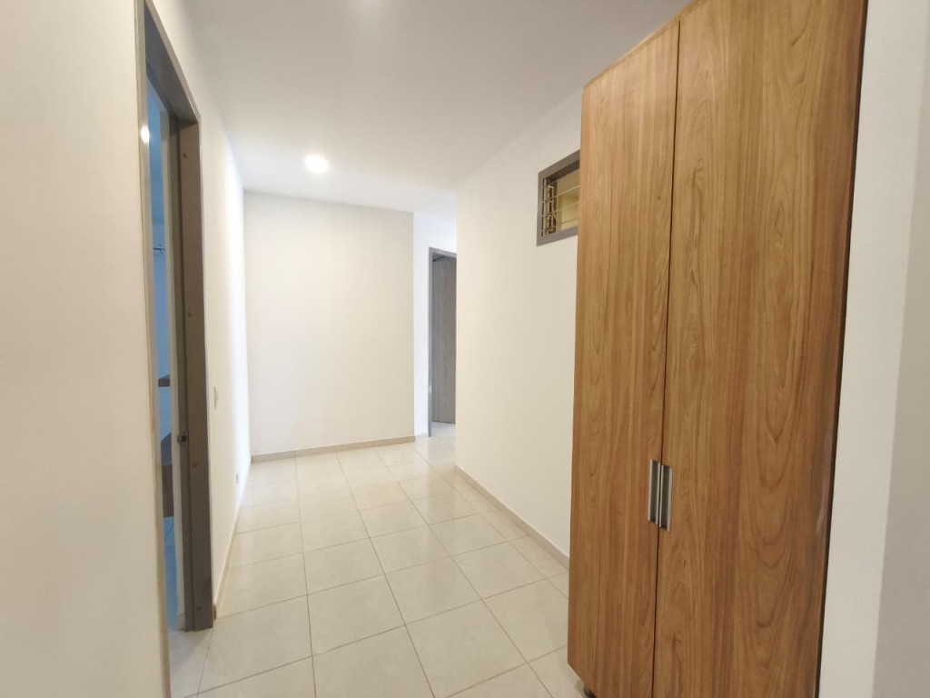Detalle Inmueble Principal 13 Apartamento En Arriendo - Vipasa, Cali