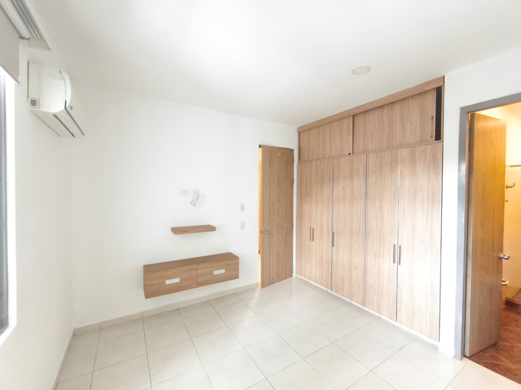 Detalle Inmueble Principal 8 Apartamento En Arriendo - Vipasa, Cali
