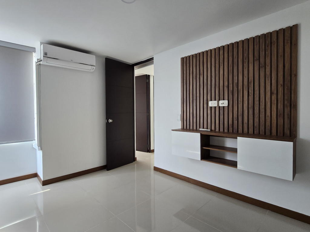 Apartamento En Venta - Valle Del Lili, Cali