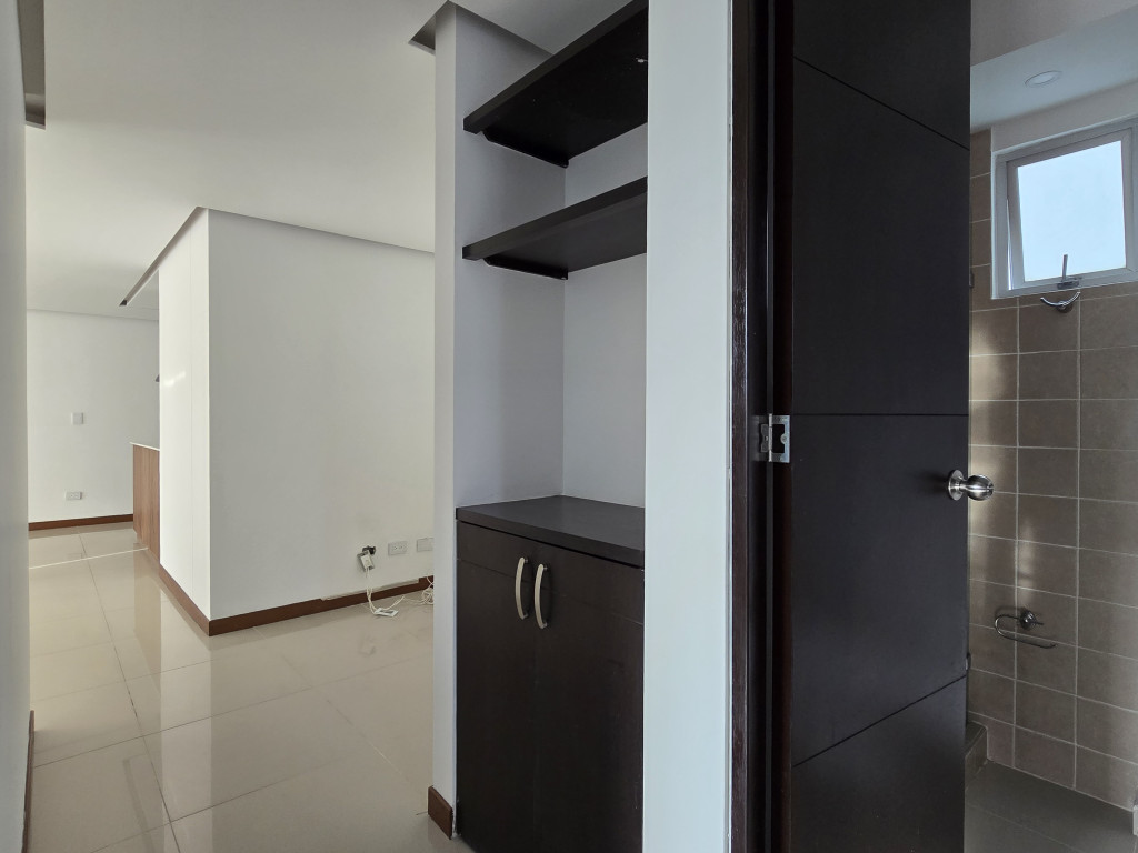 Apartamento En Venta - Valle Del Lili, Cali