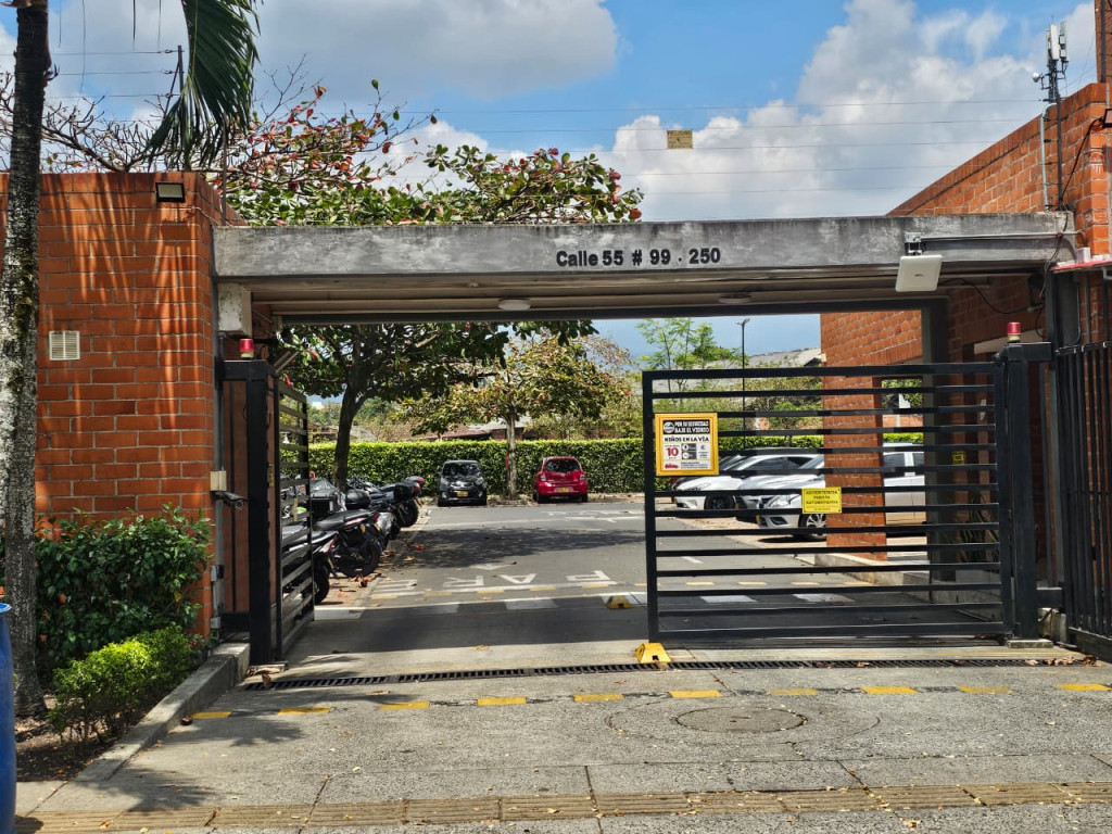 APARTAMENTO Calle 55 #99-250 Apto 706 T 1 Apto Conj: Remansos del Lili, Valle Del Lili, Cali