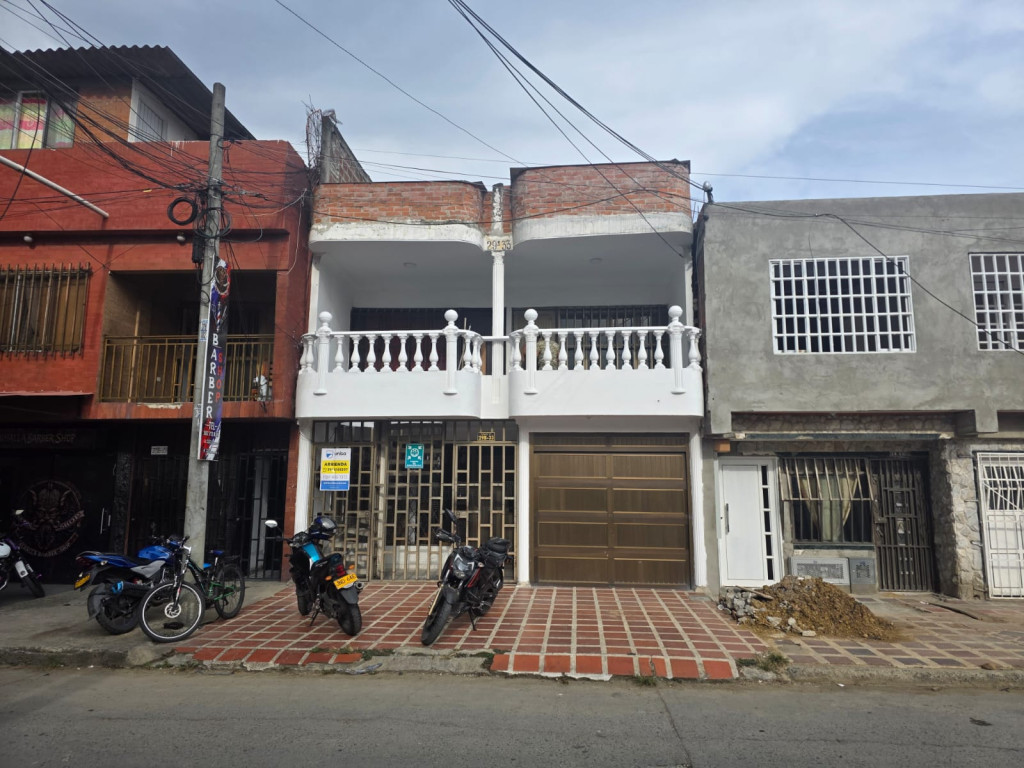 APARTAMENTO Calle 17 # 29 B 33 PISO 2 BRR SANTA ELENA, Santa Elena, Cali