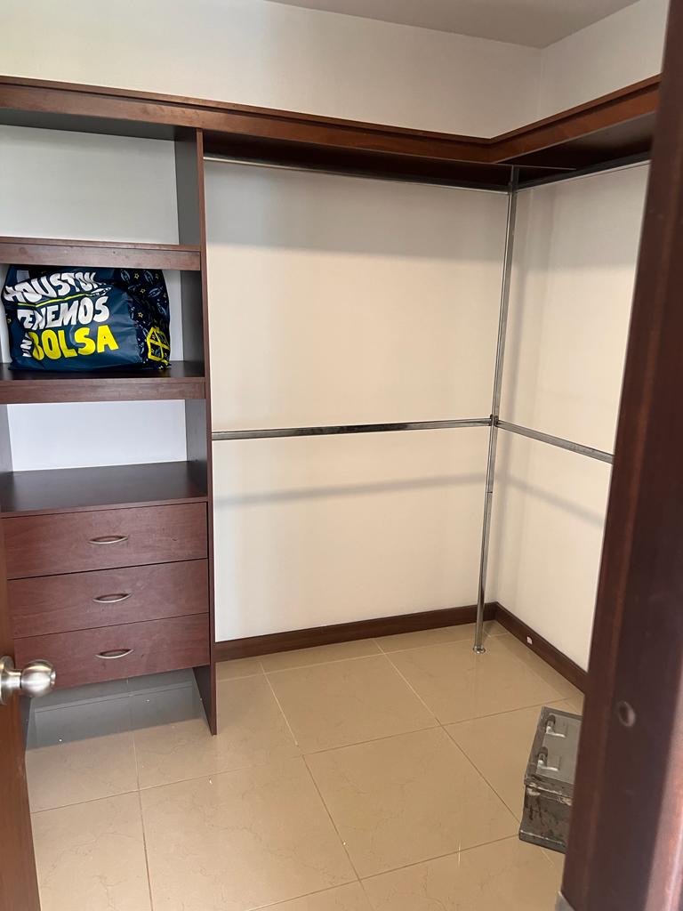 Apartamento EN VENTA EN La Hacienda, código: 101828 - 9
