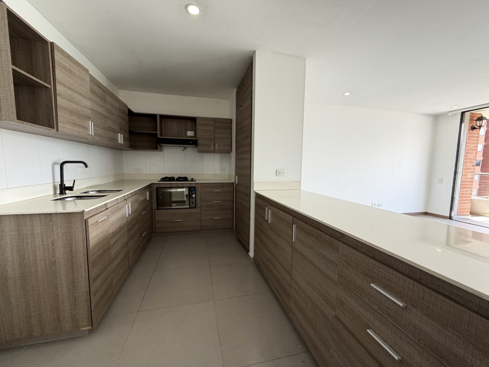 APARTAMENTO calle 37 sur # 27-90. Biocity 1502, Loma Del Escobero, Envigado