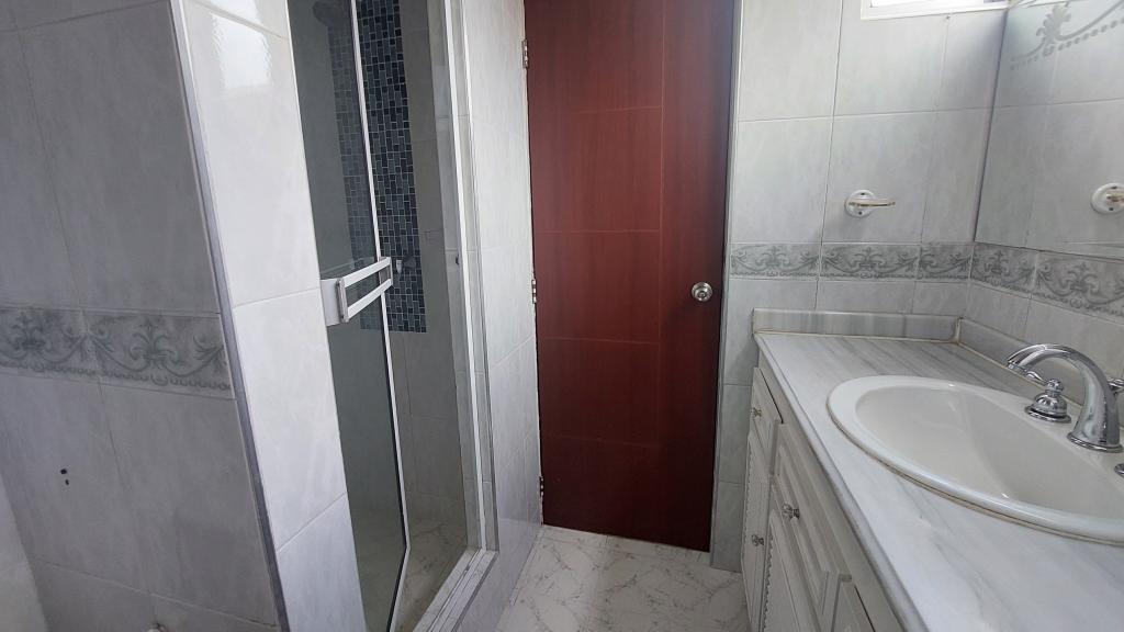 Apartamento EN VENTA EN Usatama, código: 102028 - 21