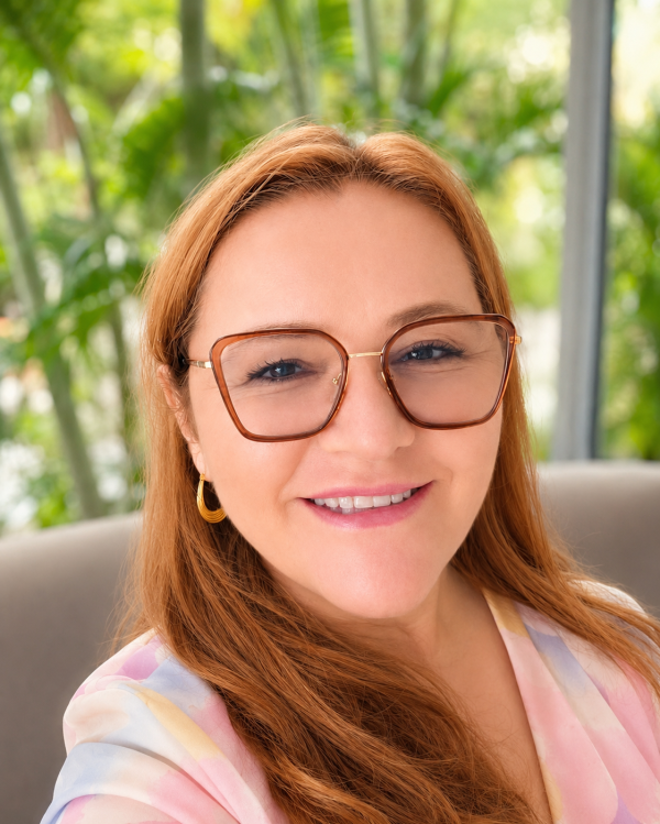 Jane Montoya Izquierdo 3105744214