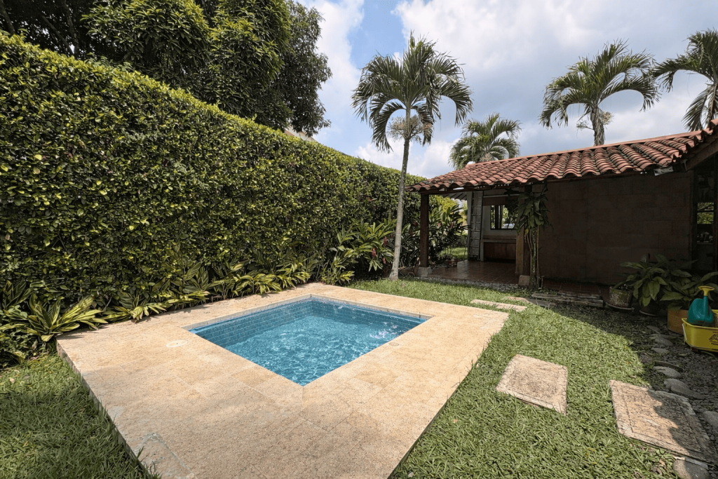 Casa Campestre EN VENTA EN Pance, código: 10386355 - 3