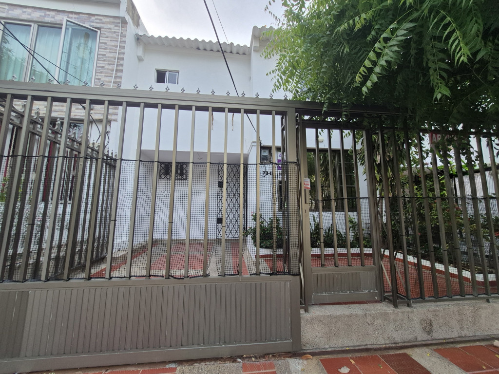 CASA CALLE 85B # 73 - 121, El Limoncito, Barranquilla