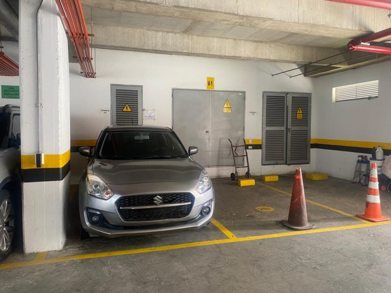 Oficina En Venta - Santa Barbara Oriental, Bogotá