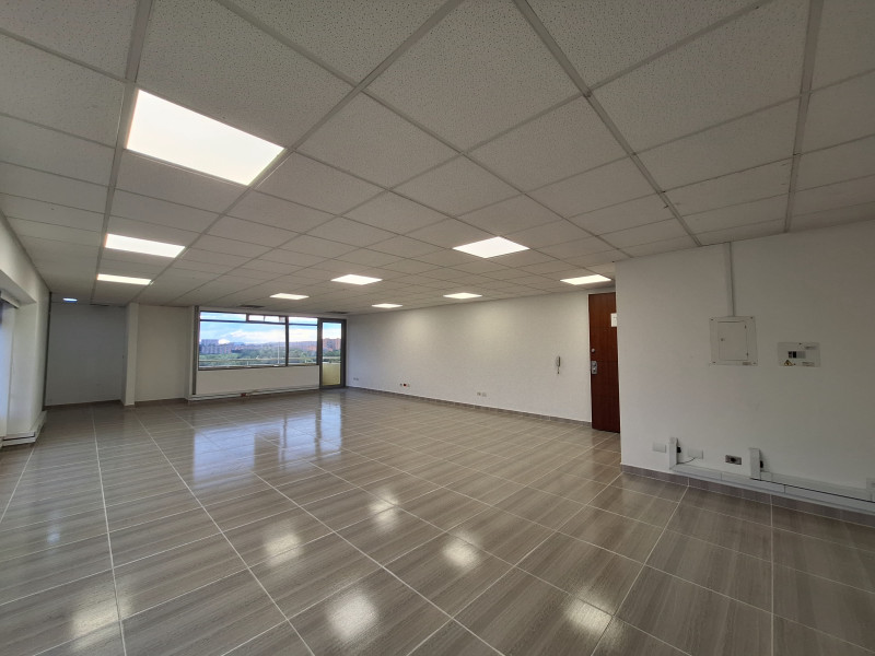 Oficina En Venta - Puerta De Teja, Bogotá