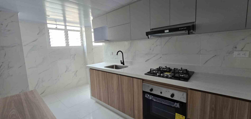 Apartamento En Venta - Alhambra, Bogotá