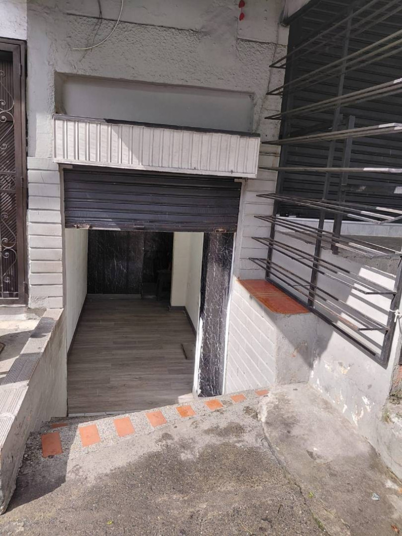 Local EN ARRIENDO EN Aranjuez, código: 10402470 - 7