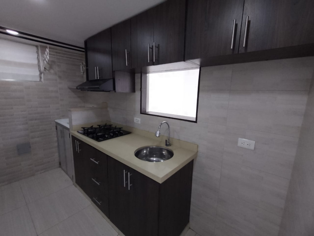 APARTAMENTO Carrera 83F # 53A - 57 Torre F Apto Los Tulipanes, Las Vegas De Comfandi, Cali