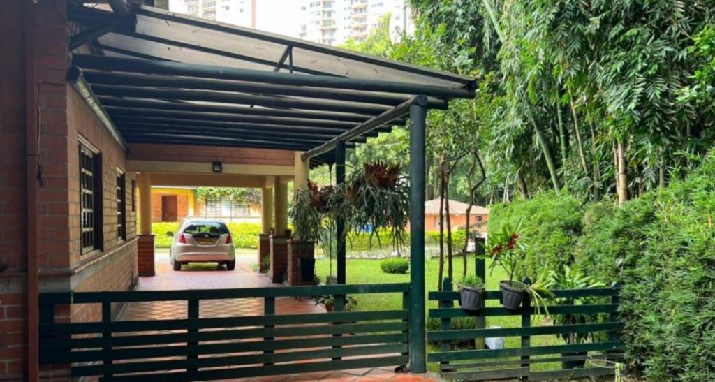 Casa – Sabaneta, Cañaveralejo - Más