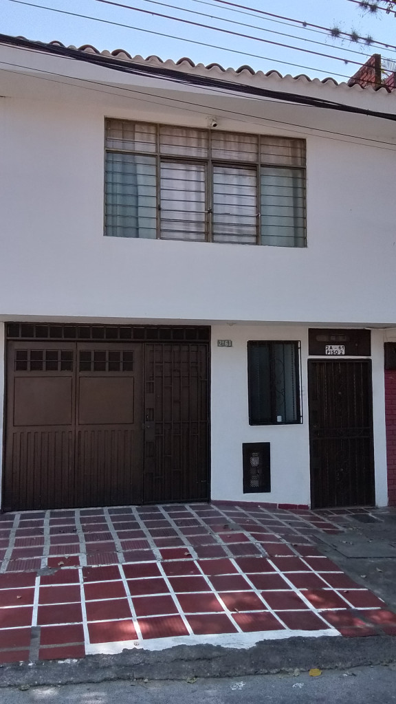 Casa EN ARRIENDO EN San Cayetano, código: 10305717 - 0