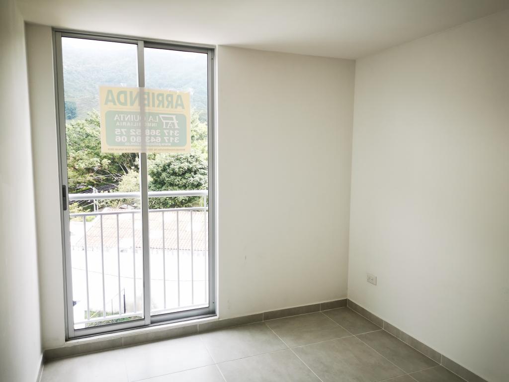 Apartamento En Venta - C.r Foresta Calambeo Piso 8, Ibagué