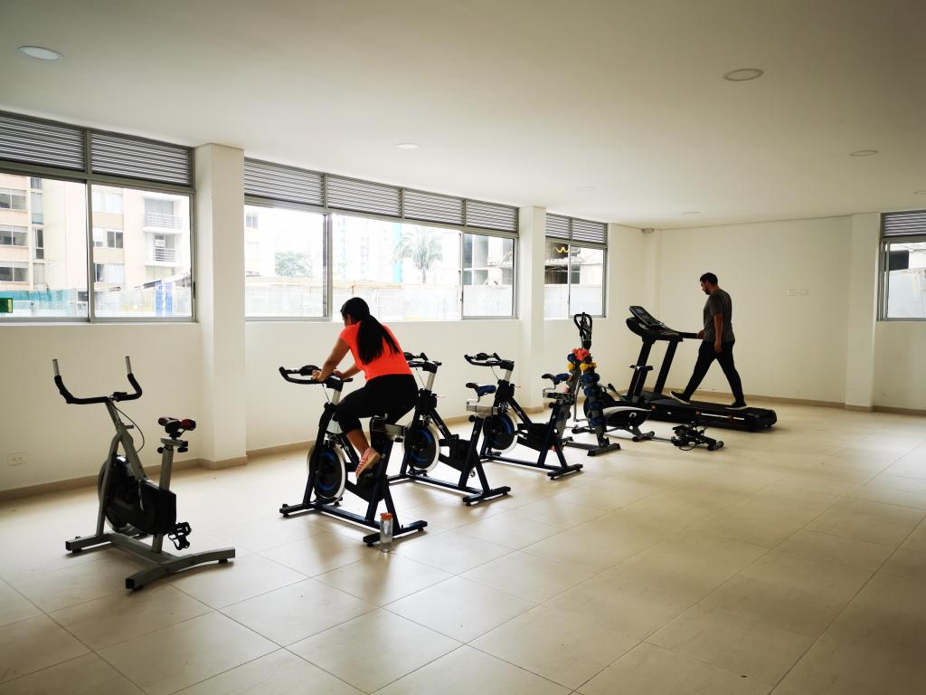 Apartamento En Venta - C.r. Mirador De Los Andes Piso 7, Ibagué