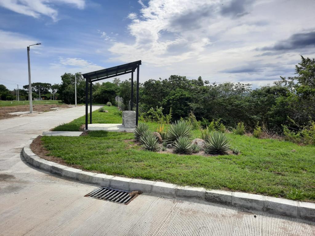 Lote En Venta - Club Residencial El Tesoro, Alvarado
