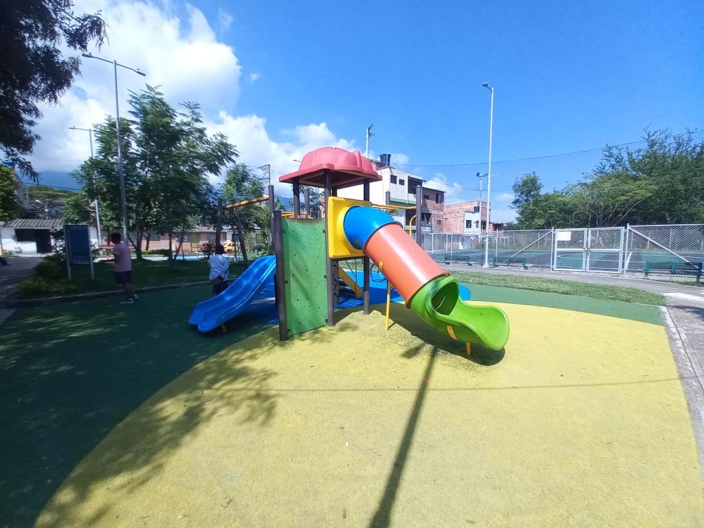 Casa En Venta - La Ceibita Salado, Ibagué