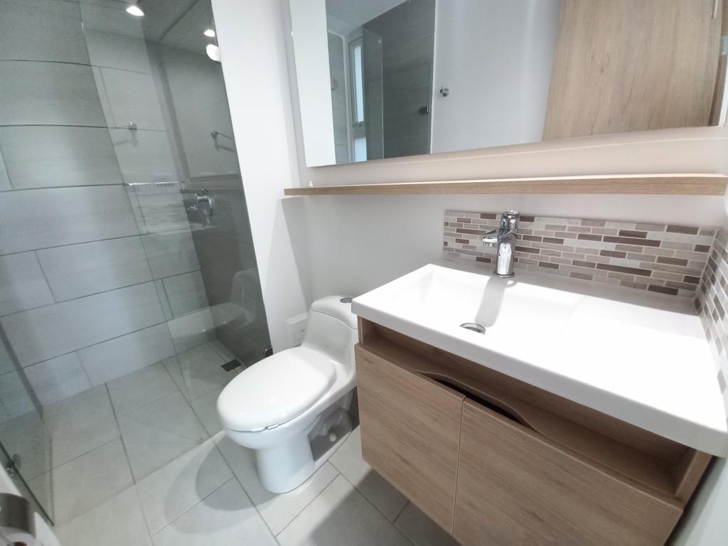 Apartamento En Venta - C.r Bosque De San Ángel Piso 8, Ibagué