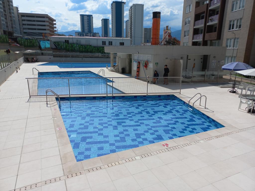 Apartamento En Venta - C.r Bosque De San Ángel Piso 8, Ibagué
