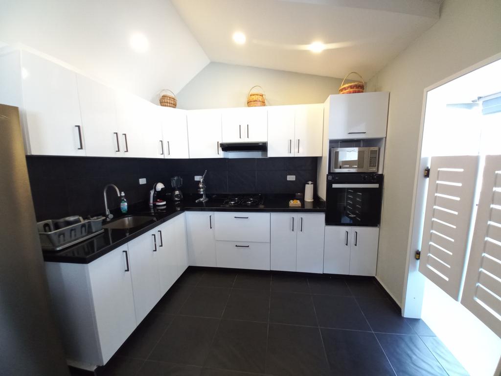 Apartamento En Venta - Edificio Plaza Bolivar Piso 3 Sin Asensor, Ibagué