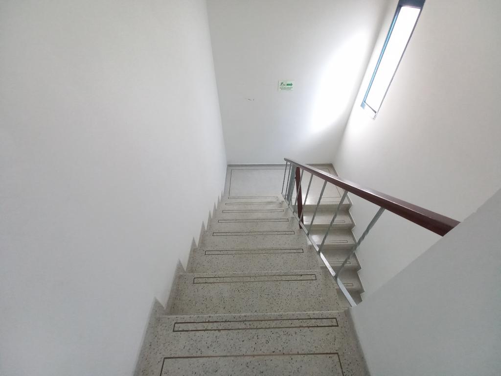 Apartamento En Venta - Edificio Plaza Bolivar Piso 3 Sin Asensor, Ibagué