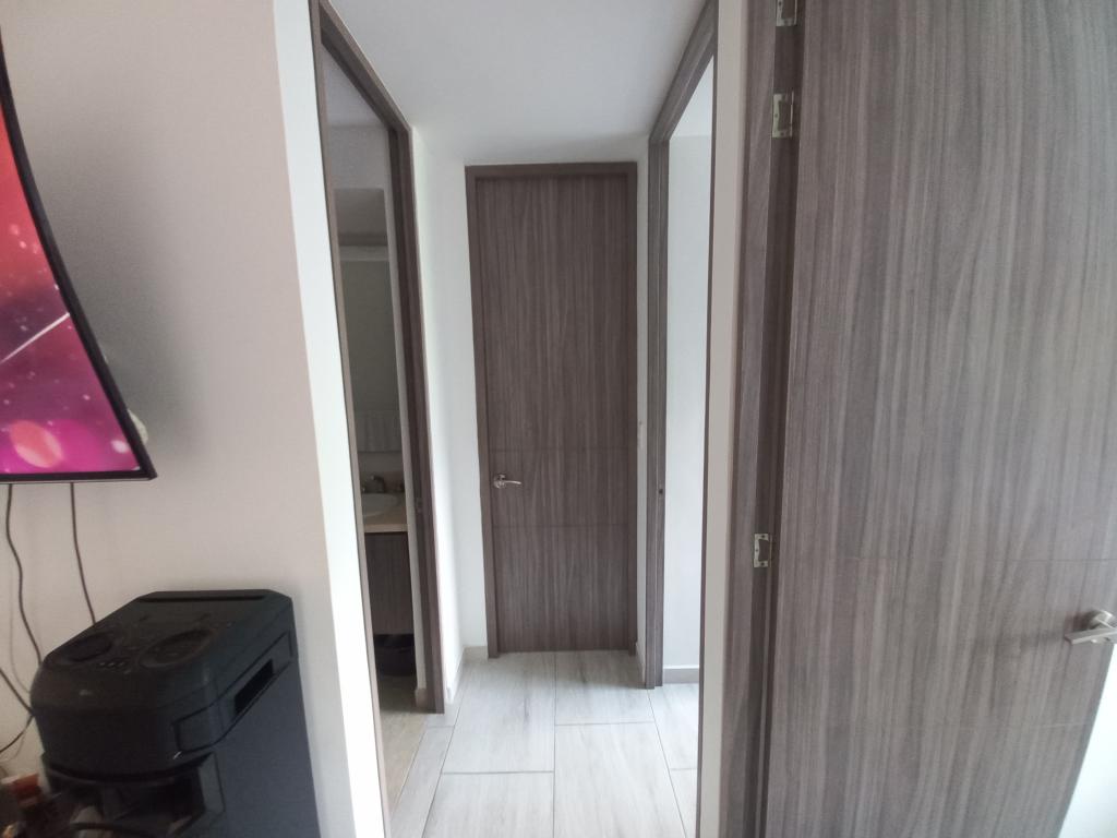 Apartamento En Venta - C.r Ocobo Piso 5, Ibagué