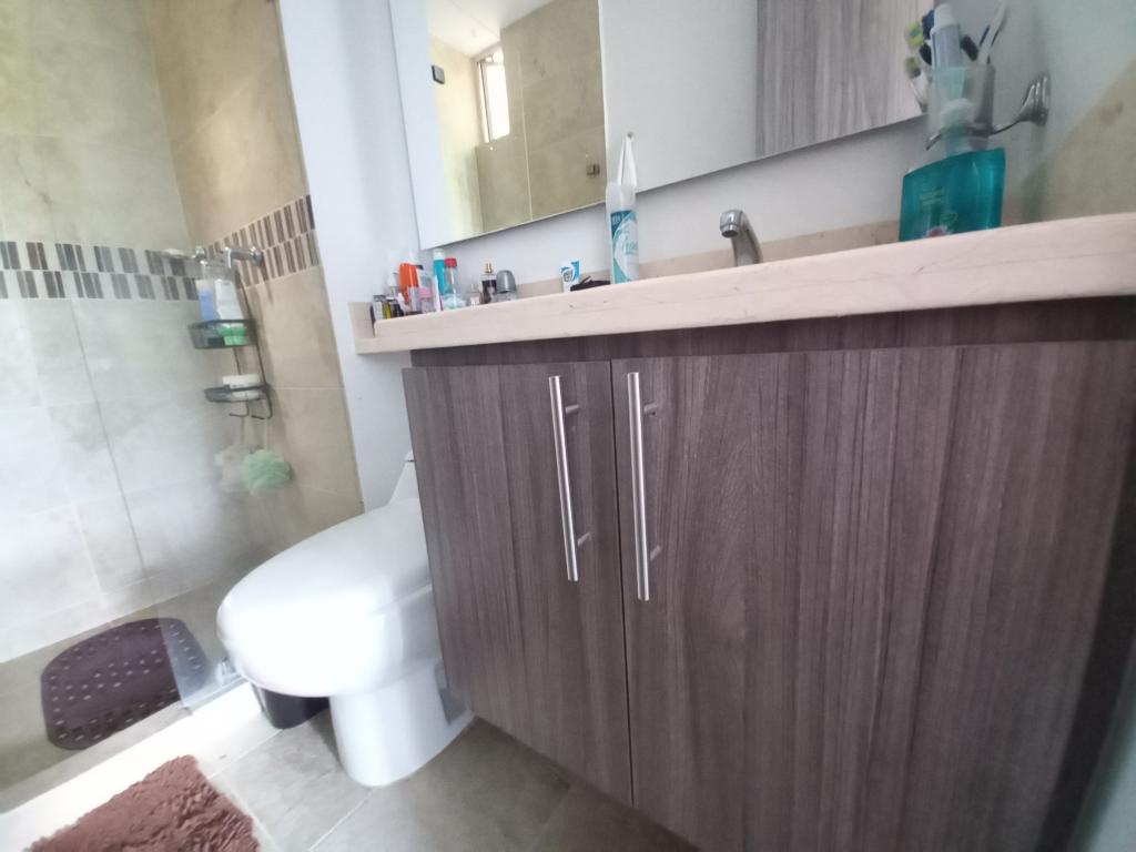 Apartamento En Venta - C.r Ocobo Piso 5, Ibagué