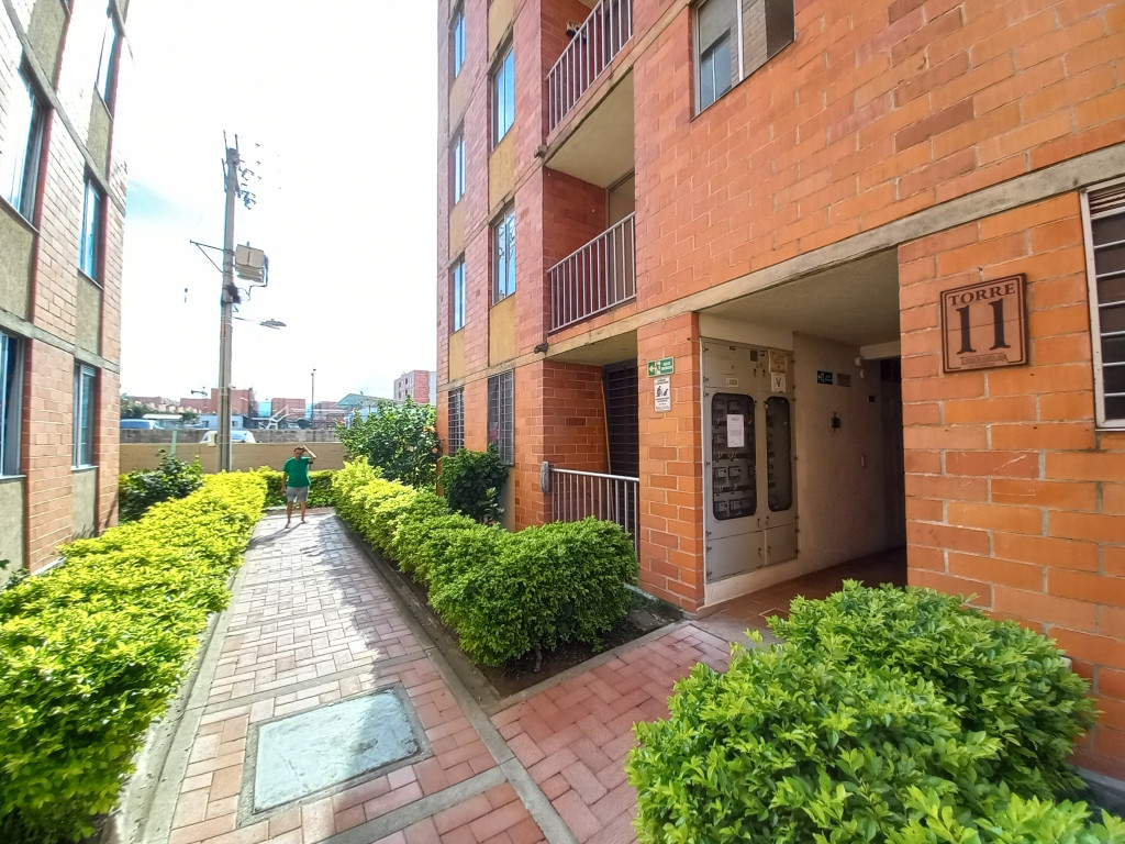 Apartamento En Venta - Torreón De Santa Ana De Zorroza Piso 5 Sin Asc, Ibagué