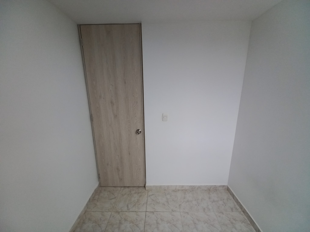 Apartamento En Venta - Conjunto Residencial Alminar Samoa Piso 11, Ibagué