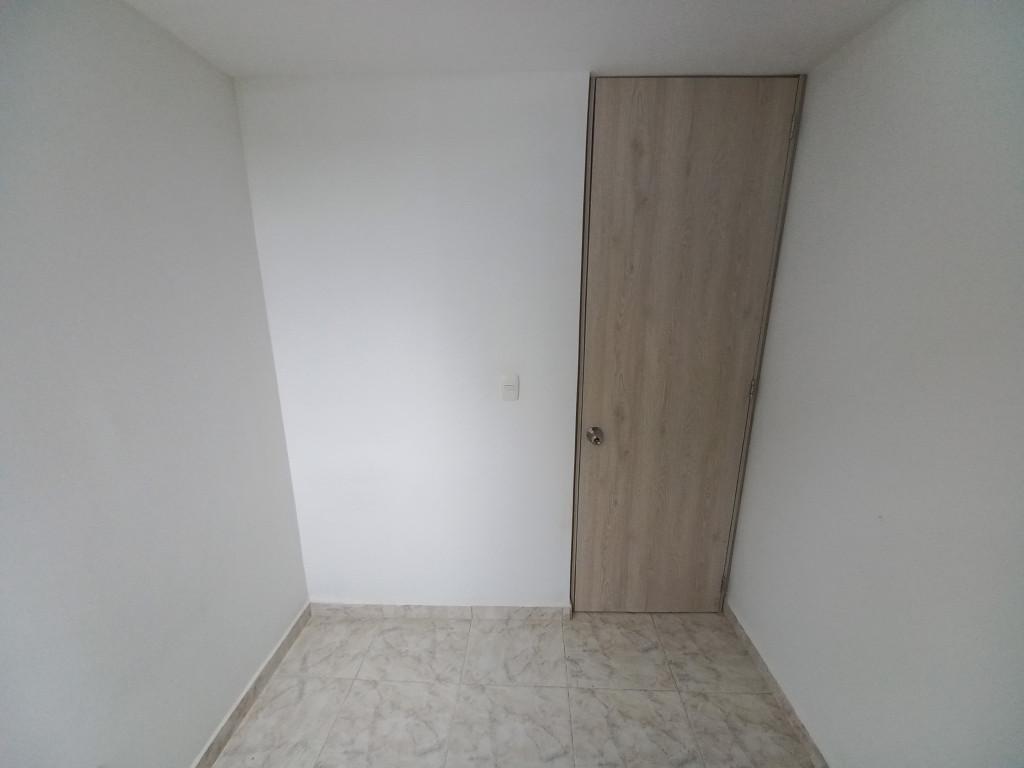 Apartamento En Venta - Conjunto Residencial Alminar Samoa Piso 11, Ibagué
