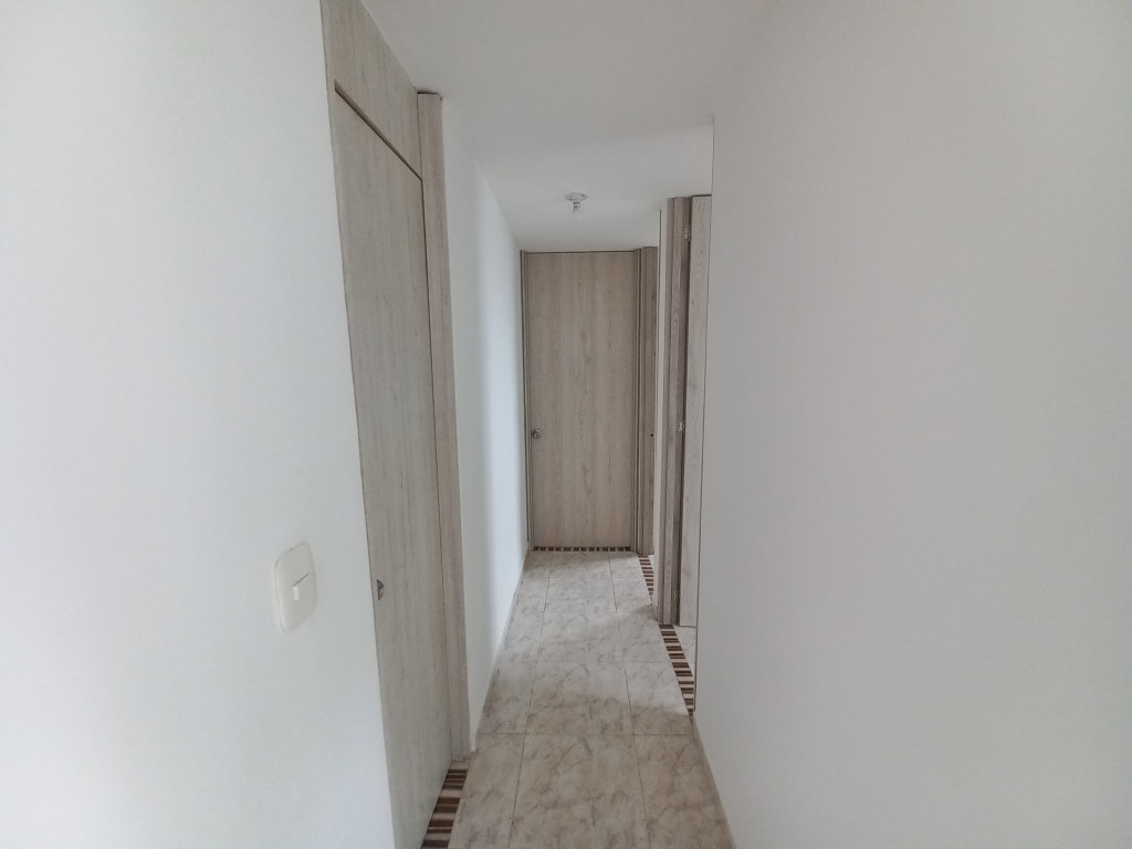 Apartamento En Venta - Conjunto Residencial Alminar Samoa Piso 11, Ibagué