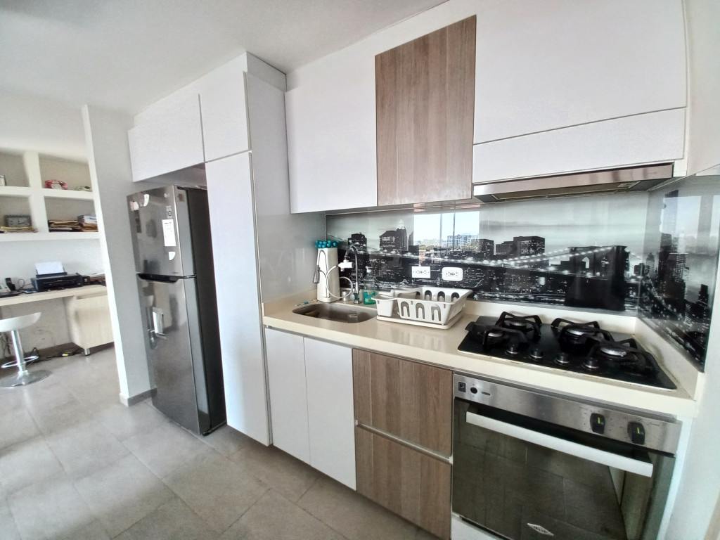 Apartamento En Venta - Montes De Gran Reserva Piso 9, Ibagué
