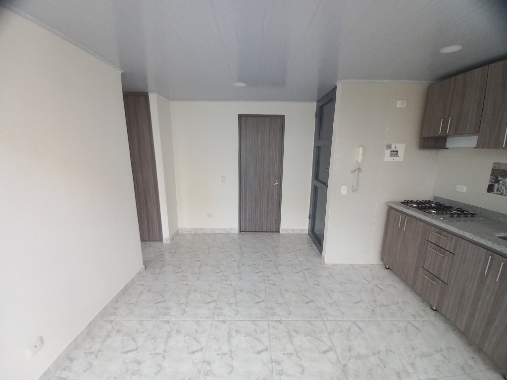 Apartamento En Venta - C. R  Reservas Del San Fermin Piso 2 Sin Ascensor, Ibagué