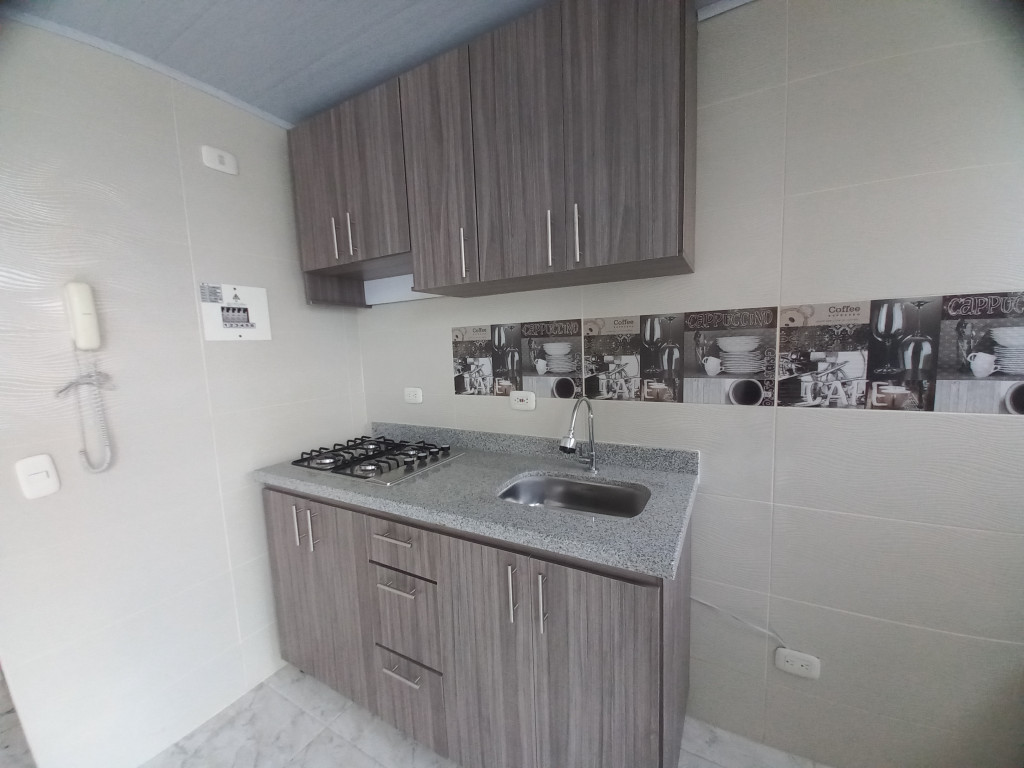 Apartamento En Venta - C. R  Reservas Del San Fermin Piso 2 Sin Ascensor, Ibagué