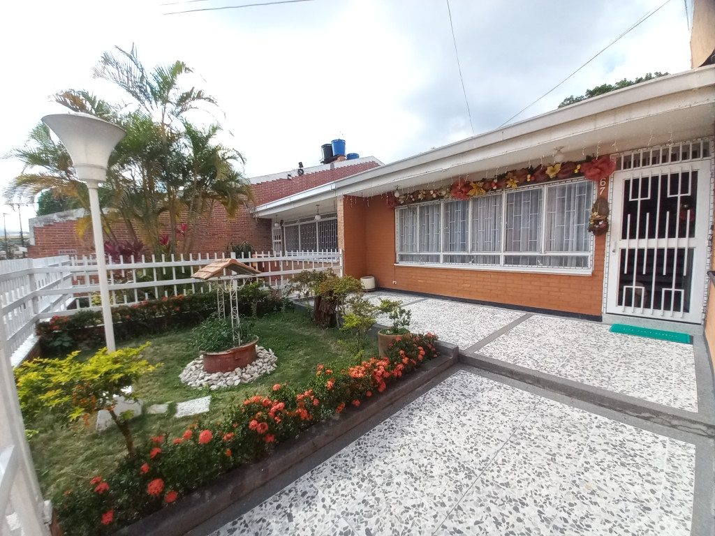 Casa En Venta - Santa Helena, Ibagué