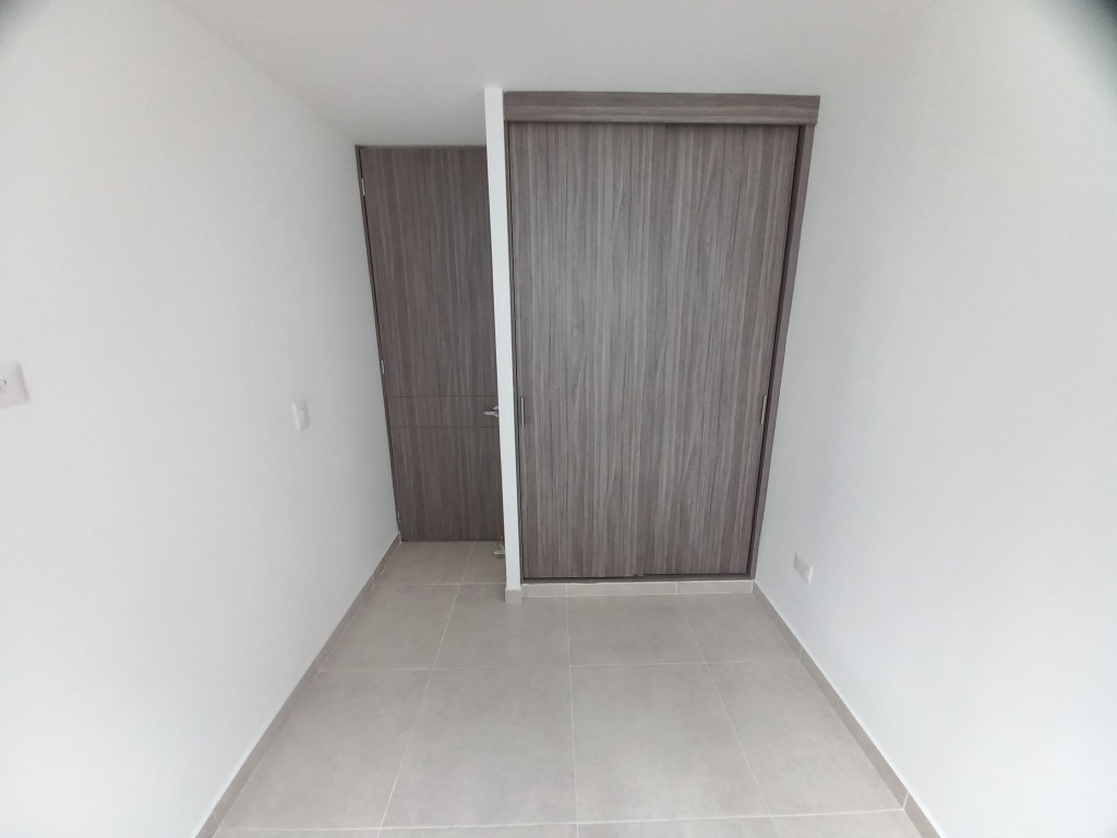 Apartamento En Venta - Conjunto Residencial Florida Iv Piso 10, Ibagué