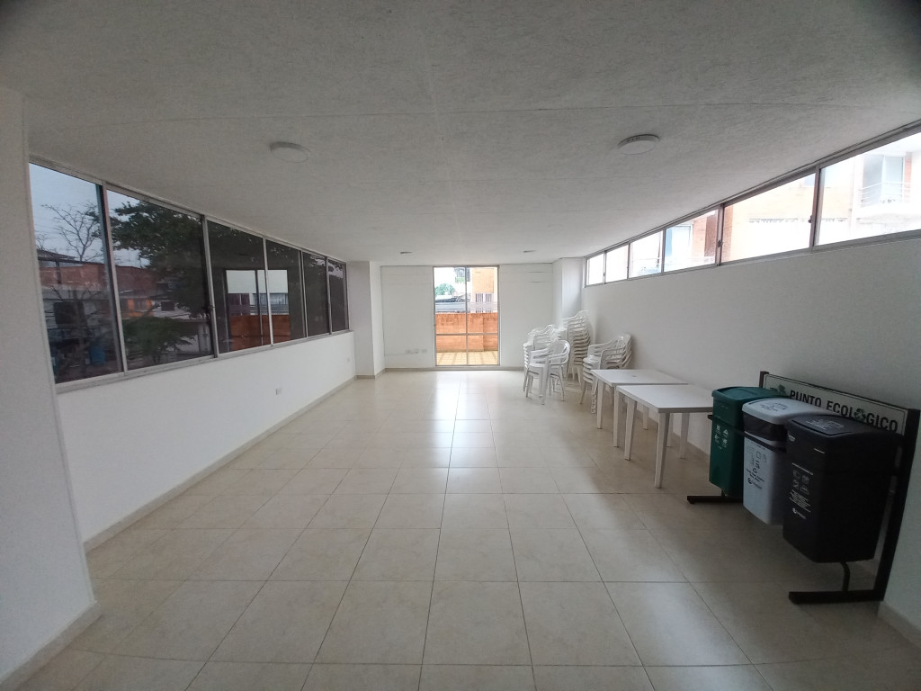Apartamento En Arriendo - C.r Portal Del Jardín  Piso 5 Sin Ascensor, Ibagué