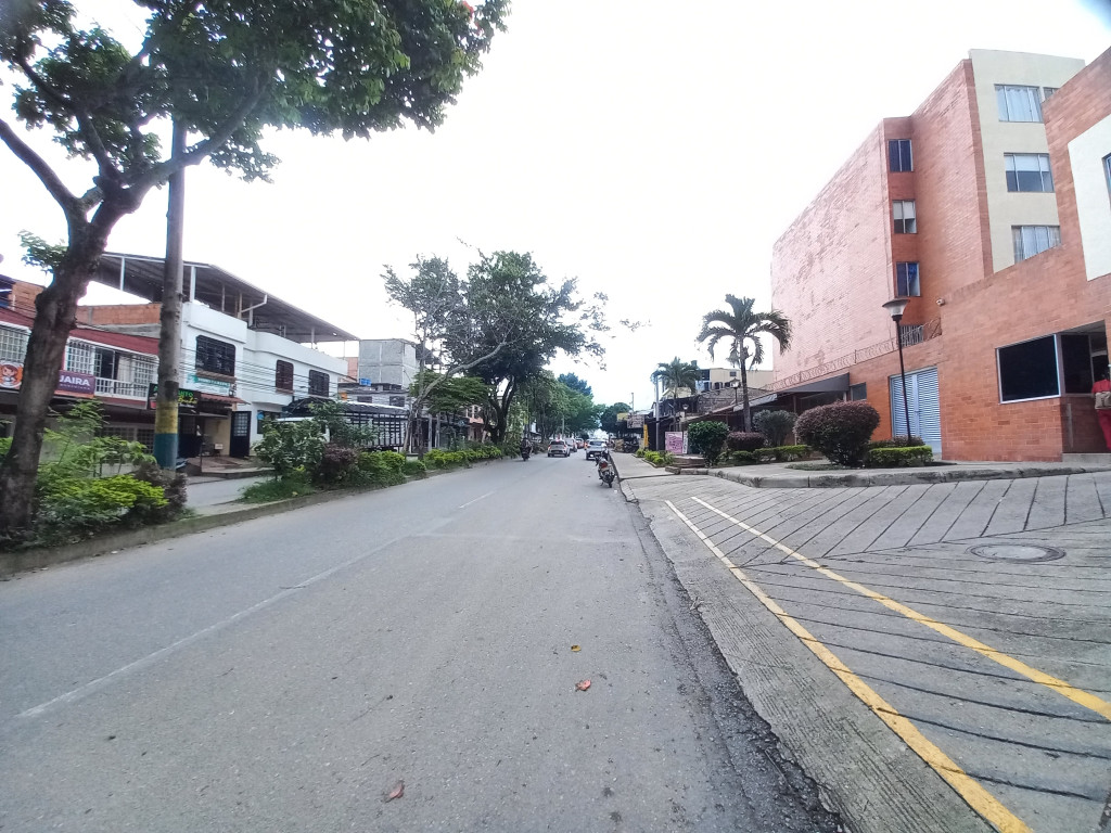 Apartamento En Arriendo - C.r Portal Del Jardín  Piso 5 Sin Ascensor, Ibagué
