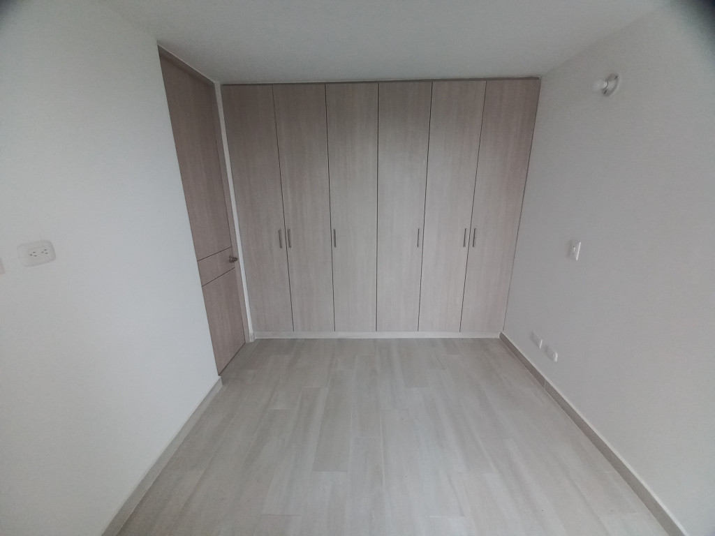 Apartamento EN VENTA EN C.R BOSQUE RESERVADO PISO 10, código: 10241992 - 11