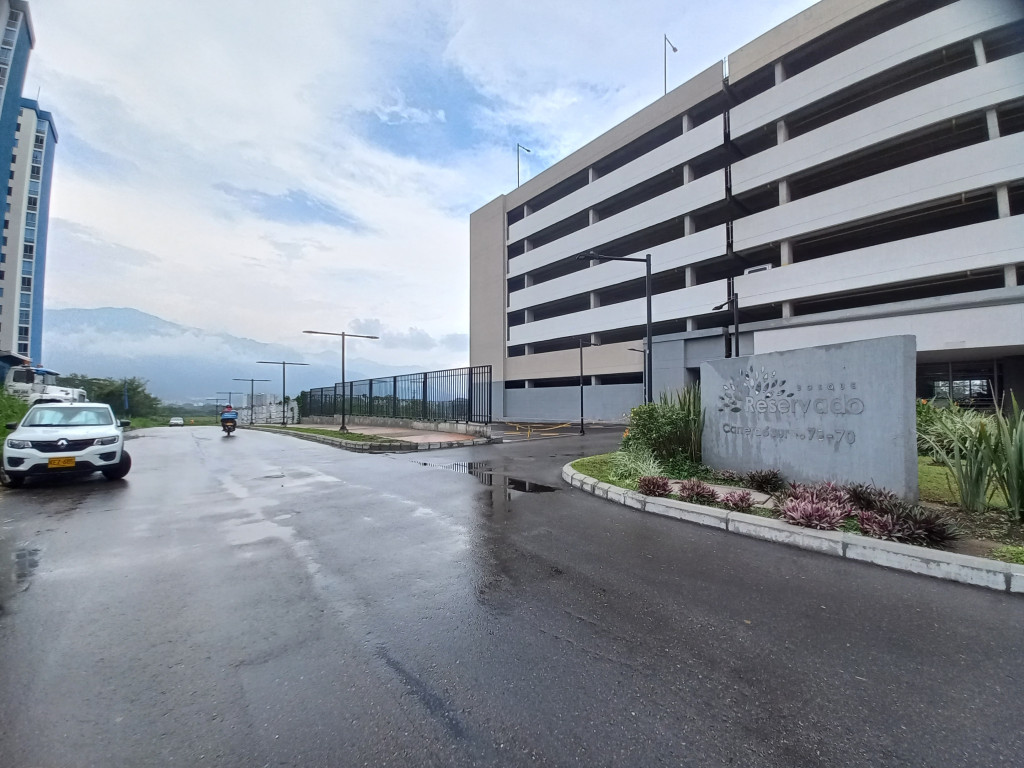 Apartamento EN VENTA EN C.R BOSQUE RESERVADO PISO 10, código: 10241992 - 1