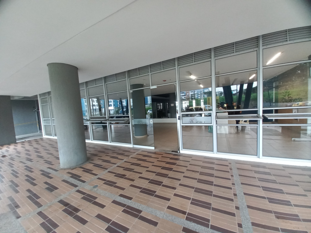 Apartamento EN VENTA EN C.R BOSQUE RESERVADO PISO 10, código: 10241992 - 2