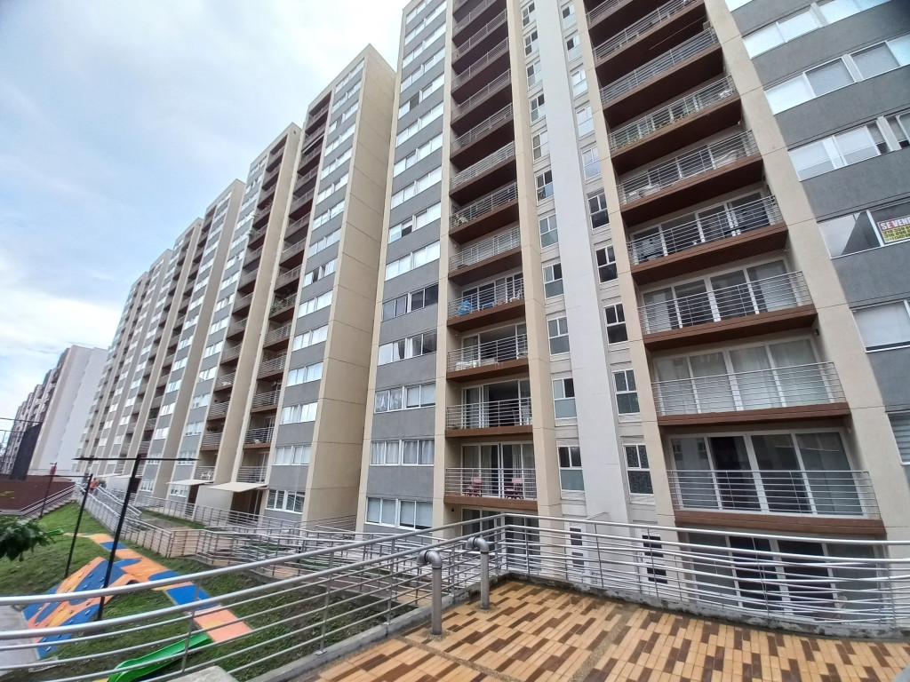 Apartamento EN VENTA EN C.R BOSQUE RESERVADO PISO 10, código: 10241992 - 3