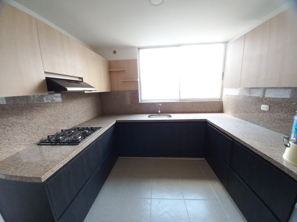Apartamento En Venta - Edificio Combeima Piso 4, Ibagué