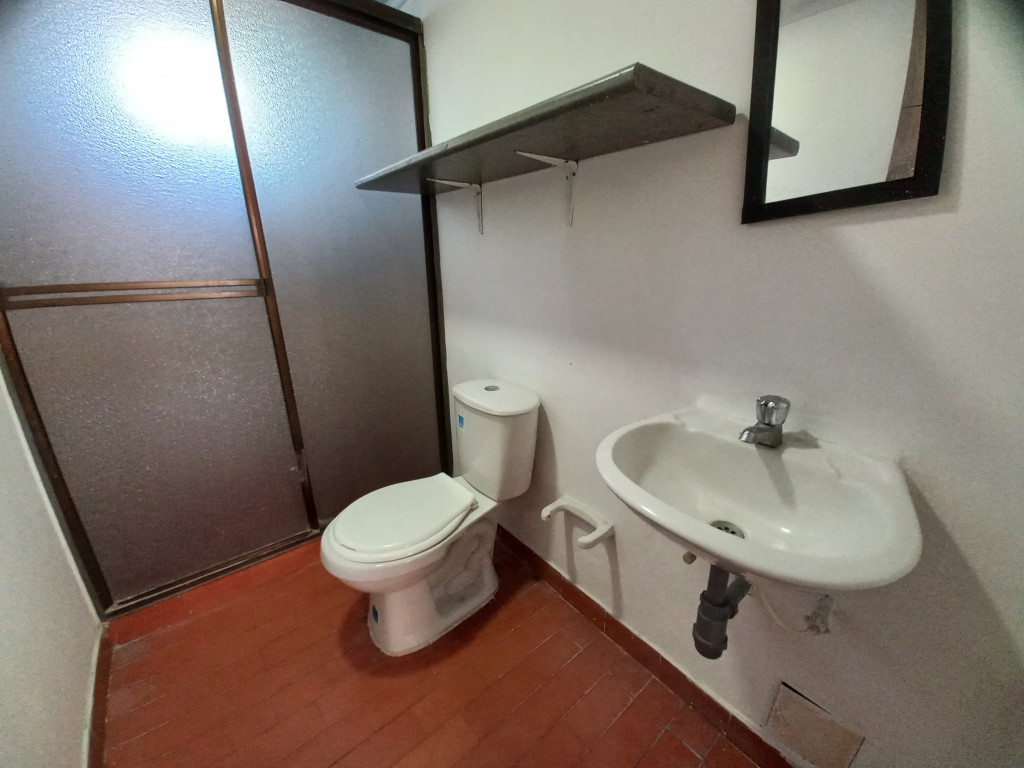 Apartamento En Venta - Multifamiliares Rincon Del Campreste Piso 5, Ibagué