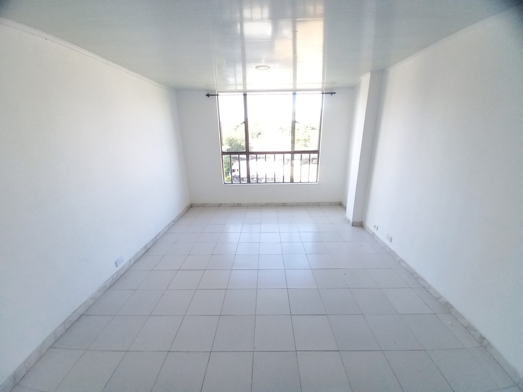 Apartamento En Venta - Multifamiliares Rincon Del Campreste Piso 5, Ibagué