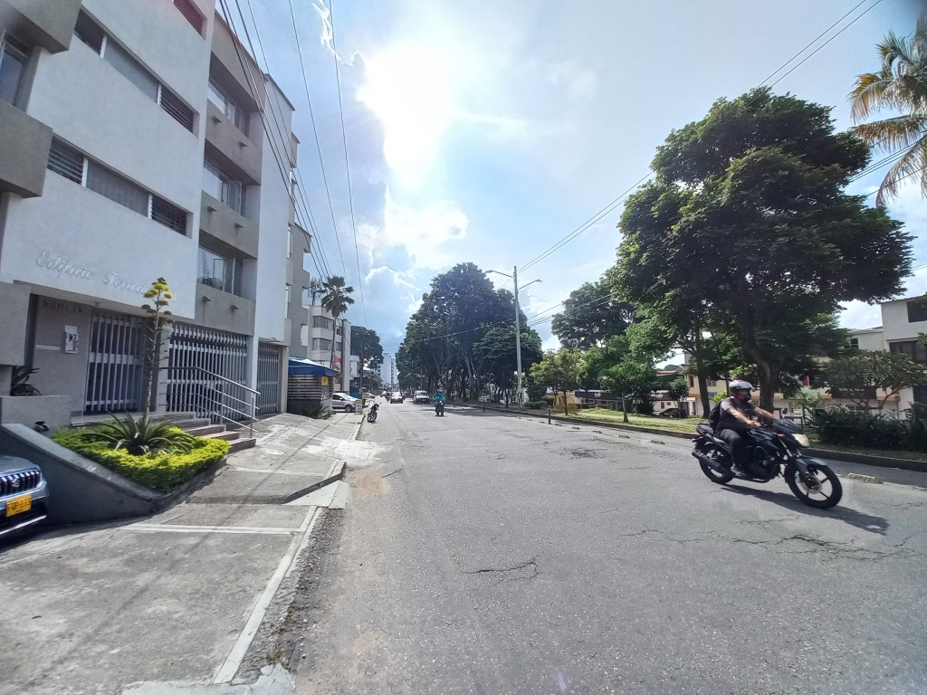 Apartamento En Venta - Edificio Ferrocarril Piso 3 Sin Acsensor, Ibagué