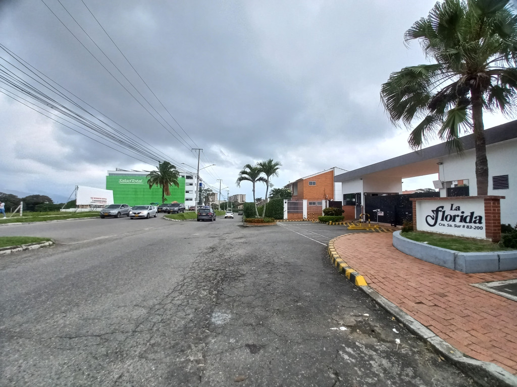 CONJUNTO FLORIDA 1