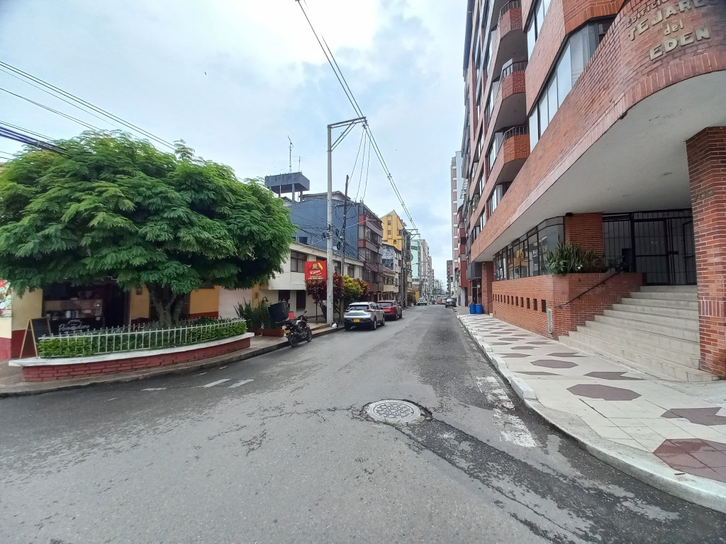 Apartamento En Venta - Penthouse Multifamilares El Eden  Piso 9, Ibagué